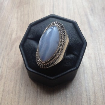 Zilveren ring met ovale blauw Lace Agaat maat 17 mm
